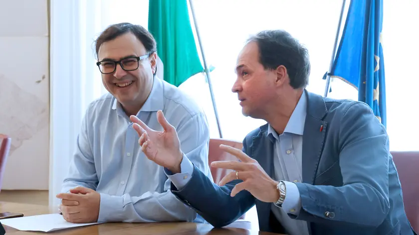 Gli assessori Bertoli e Avian confermano l'aggiunta di 200 euro ai fondi regionali. Accordo con i sindacati: stanziato mezzo milione nel bilancio del Comune (Foto Lasorte)