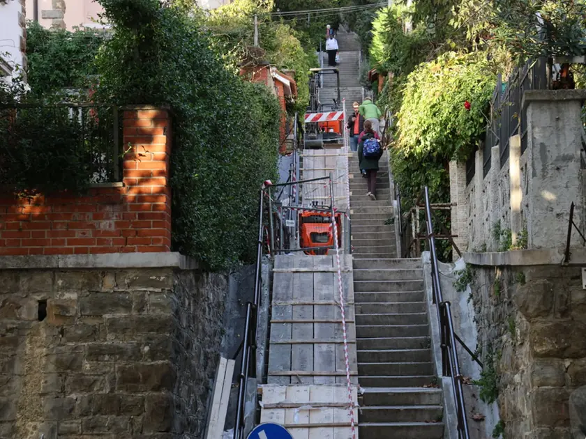 Il cantiere in Scala Bonghi dove è avvenuto l'infortunio (Lasorte)