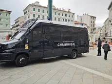 I Carabinieri in piazza Goldoni Foto Lasorte