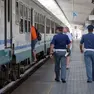 La polizia ferroviaria in una foto di archivio (Silvano)