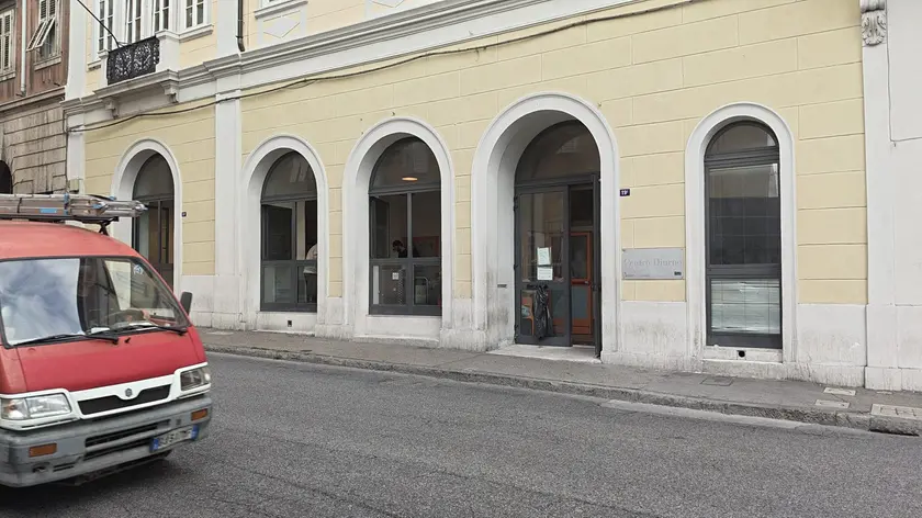 Il centro diurno di via Udine a Trieste, teatro della rissa