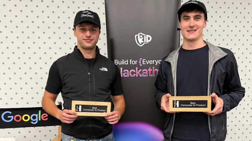 Alessandro Castellaro e Alberto Simonato alla consegna del Google Hackathon 2026