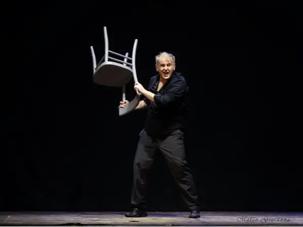 La compagnia andrà in scena ad Hangar Teatri