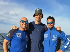 Zlatan Ibrahimovic sulla barca con Federico Maier e Carlo Bissattini