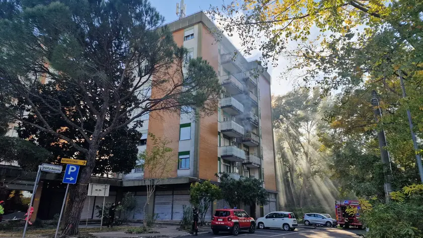 Il condominio (foto Bonaventura)