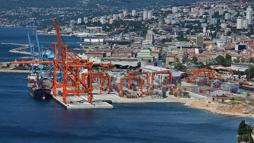 Il terminal container del porto di Fiume