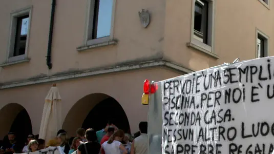 Bonaventura Monfalcone-08.09.2014 Protesta per la Piscina Comunale-Monfalcone-foto di Katia Bonaventura