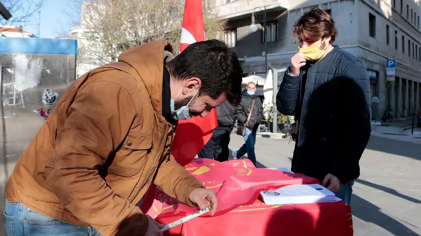 Silvano Trieste 2021-12-04 Largo Barriera, No Draghi day Usb