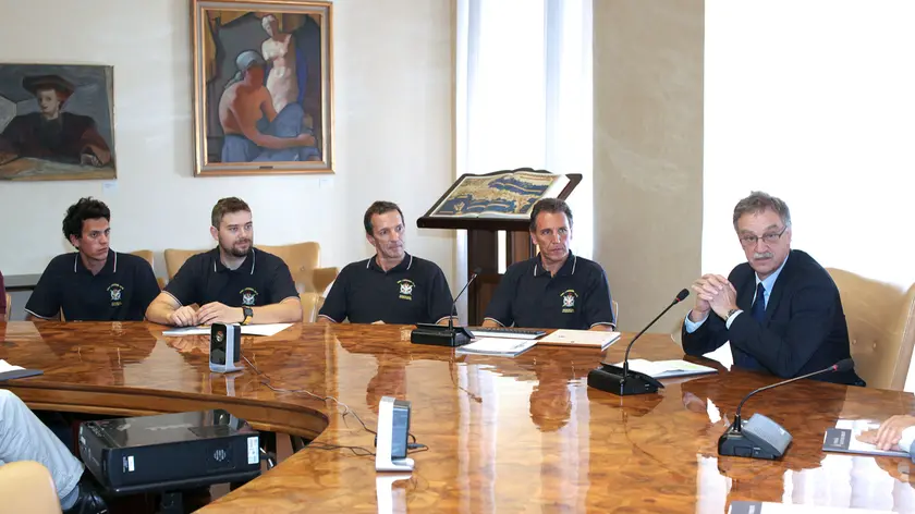 Il rettore Fermeglia con il team dell''Ordegno (Lasorte)