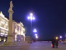 Lasorte Trieste 03/12/12 - Piazza Unità, Illuminazione con nuove Luci Blu