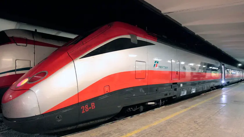 Il Frecciarossa in partenza da Trieste (Foto Massimo Silvano)