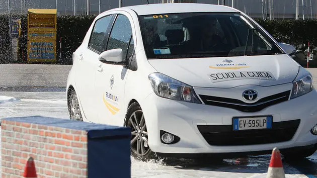 Lasorte Trieste 24/02/16 - Piazzale Straulino Rode, Corso di Guida Sicura per Studenti