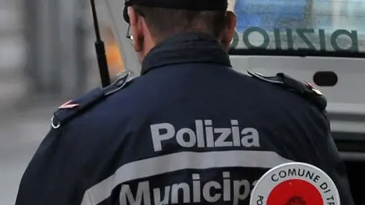 Foto BRUNI TRieste 17.02.12 Polizia Locale:Controlli blandi al traffico per la chiusura del centro