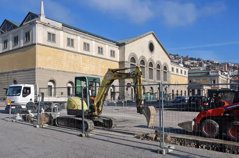 Lasorte Trieste 09/11/18 - Piazza Libertà, Silos, Sala Tripcovich, Lavori