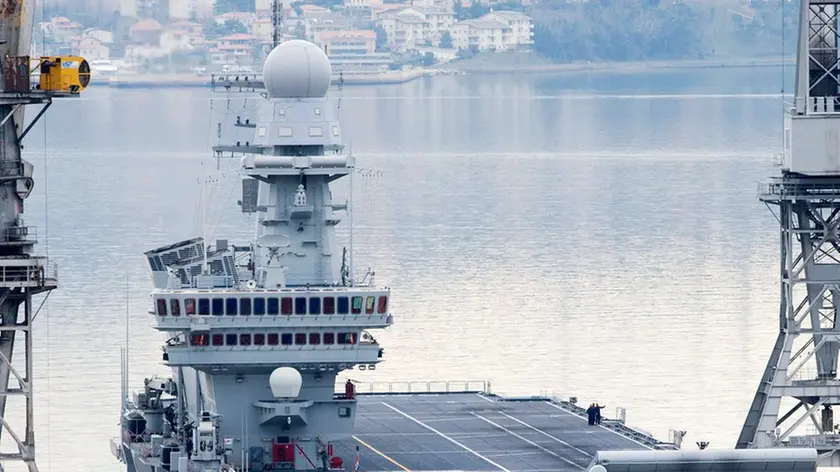Silvano Trieste 07/01/2015 Nave Cavour, in Bacino san Marco