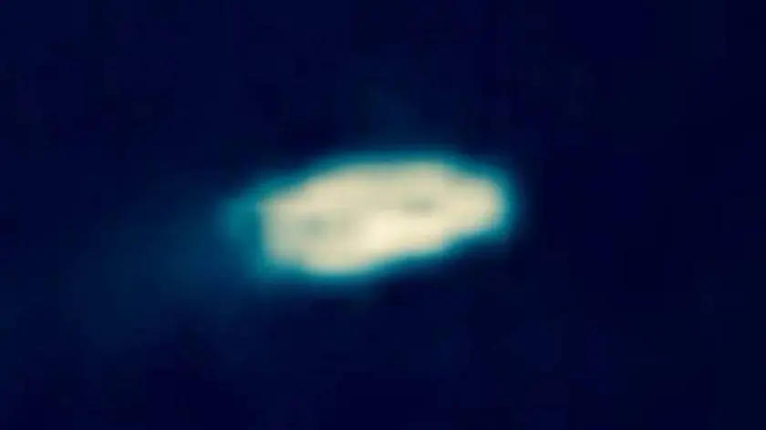 Un'immagine scattata in cielo dai cultori dell'ufologia