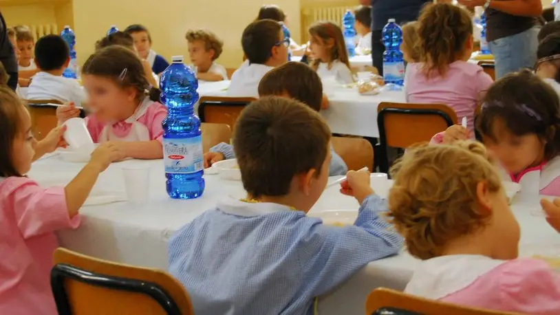 Bari visita assessore Losito alla scuola Don Orione per inizio mensa scolastica