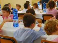 Bari visita assessore Losito alla scuola Don Orione per inizio mensa scolastica