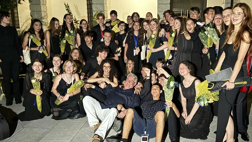 I giovani musicisti di Esyo (The European Spirit of Youth Orchestra) in occasione di un recente concerto