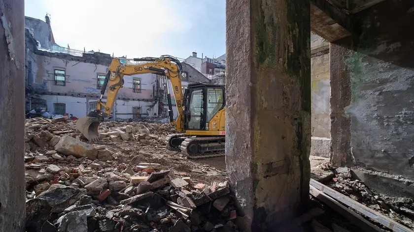 Le demolizioni in corso (Silvano)