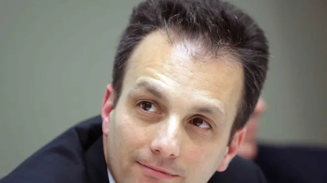 sterle trieste 15 02 08 STAZIONE MARITTIMA TAVOLA ROTONDA SULLA CRISI DELLA POLITICA HO PARLATO CON IL DOTTOR MUSCATELLO E PREFERISCE SCRIVERE LUI I NOMI DELLE PERSONE RITRATTE NON C'ERANO I NOMI SUL DESK francesco russo
