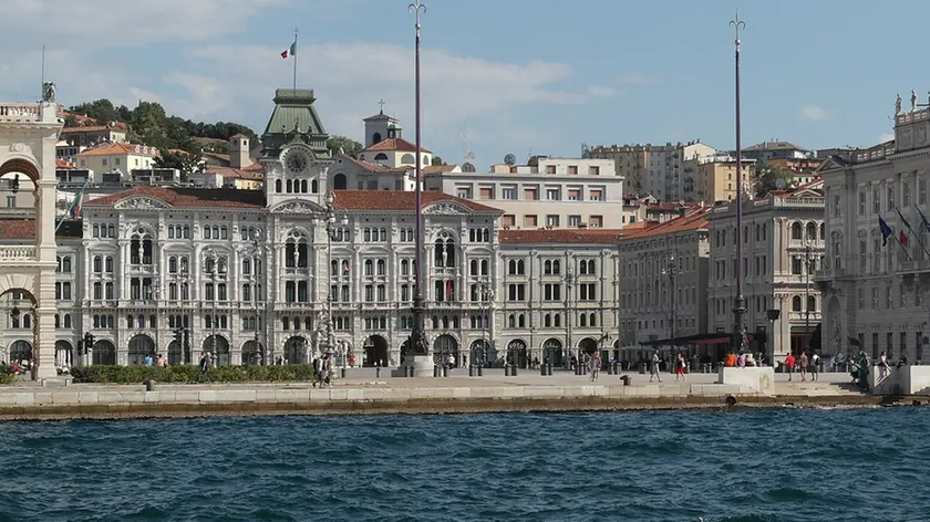 Lasorte Trieste 11/08/13 - Piazza Unità, Municipio e Palazzo della Regione