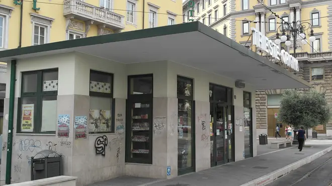 Lasorte Trieste 07/07/13 - Piazza Oberdan, Bar Giornali, Capolinea Tram di Opicina