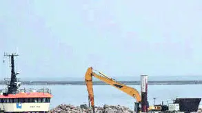 Uno scorcio dei lavori al Porto petroli foto novilist.hr