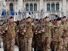 Silvano Trieste 2018-10-30 Preparativi sulle rive per l'arrivo della San Marco, e sopralluogo di una Freccia Tricolore