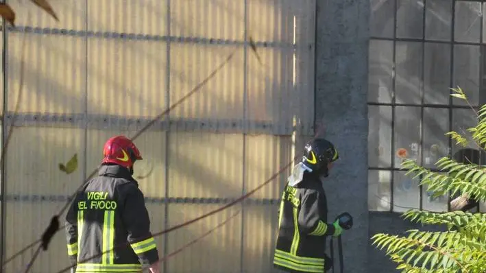 Bumbaca Gorizia 08.11.2015 Incendio deposito Tram Fotografia di Pierluigi Bumbaca