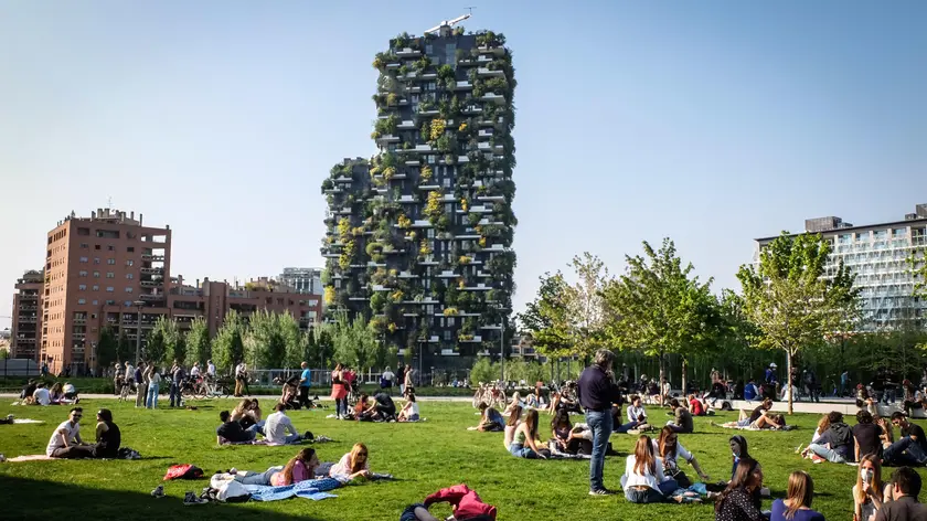 Gatherings in the Garden Library of Trees Vertical Forest in the Porta Nuova area on Saturday afternoon before reopening in the yellow zone on Monday, Milan, Italy, 24 April 2021. ANSA/MATTEO CORNER