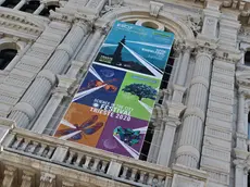 Trieste, piazza Unità: la facciata del palazzo del municipio nei giorni di Esof2020