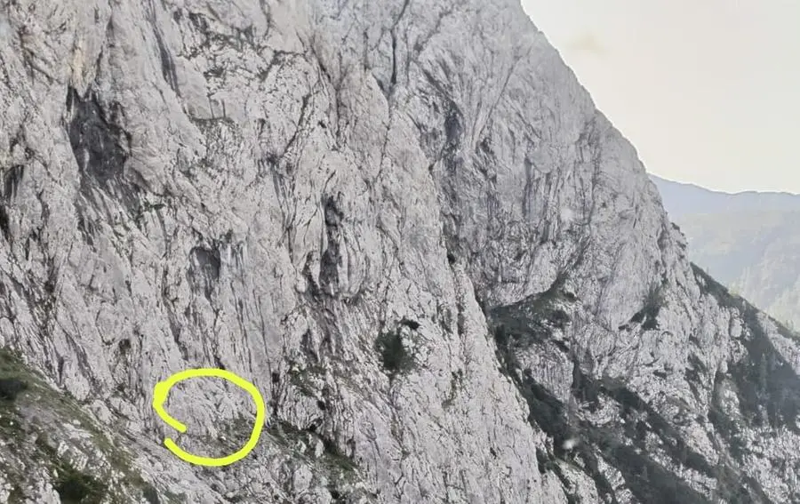 Immagine con segnata la zona della caduta