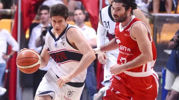 Bologna - 03/06/2017 - i giocatori della Fortitudo Kontatto Bologna durante partita Fortitudo Kontatto Bologna vs Alma Trieste gara 3 di semifinale del play off del campionato di pallacanestro di LNP Serie A2 2016/2017 al PalaDozza (Roberto Serra / Iguana Press / Fortitudo Pallacanestro Bologna)