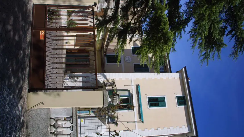 Il collegio delle Dimesse in via pendice dello Scoglietto a Trieste