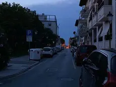 Nelle foto di Enrico Cester: salvataggio del frigo, porto e strade al buio