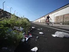 La discarica del Giro: siamo in Porto Vecchio (foto Lasorte)