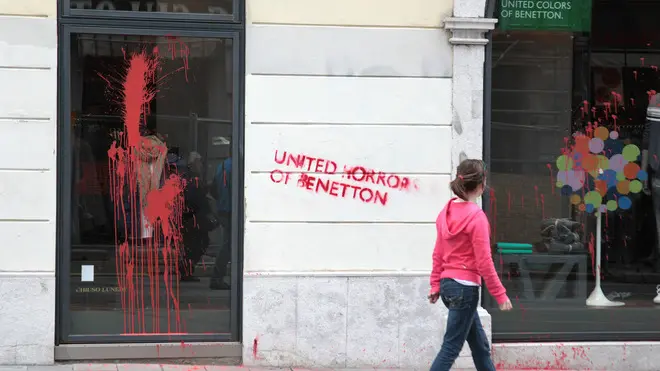 Lasorte Trieste 23/05/13 - Via delle Torri, Negozio Benetton, United Horrors of Benetton