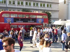 Il Borgo inglese in piazza Vittoria (foto Marega)