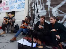 Alcuni musicisti ieri in piazza Cavana (foto Bruni)