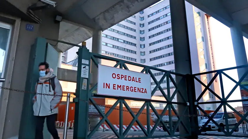 L'ospedale di Cattinara in una foto di archivio