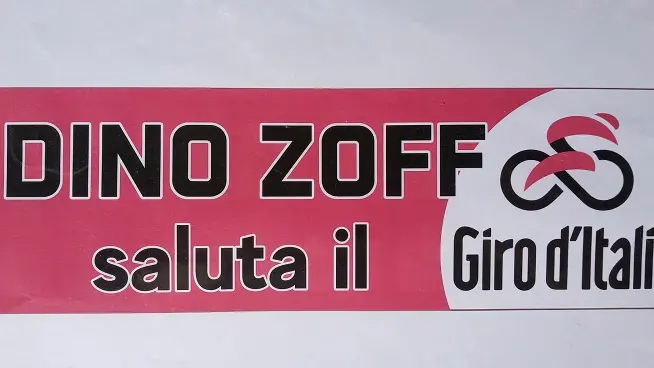 Dino Zofg Giro