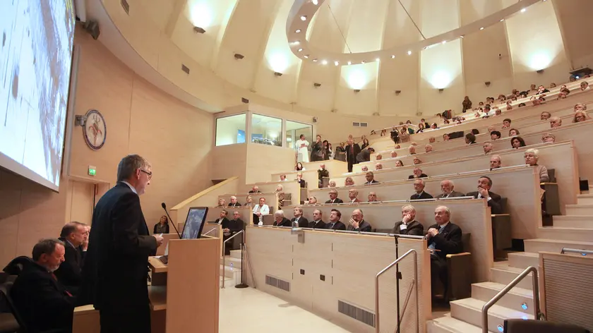 La cerimonia nell'Aula Magna di Cattinara per il 50° anniversario della Facoltà di Medicina