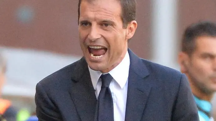 Juventus' coach Massimiliano Allegri reacts during the Italian Serie A soccer match Genoa CFC vs Juventus FC at Luigi Ferraris stadium in Genoa, Italy, 20 September 2015. ANSA/LUCA ZENNARO