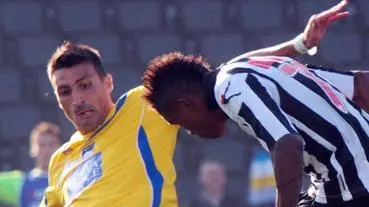 Brazilian forward of Udinese, Maicosuel, scores the 1-0 against Pescara during their Italian Serie A soccer match at Friuli Stadium in Udine, 21 October 2012. ANSA/STEFANO LANCIA