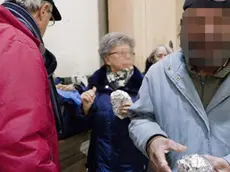 Silvano Trieste 27/12/2012 Stazione Centrale, la distribuzione dei panini