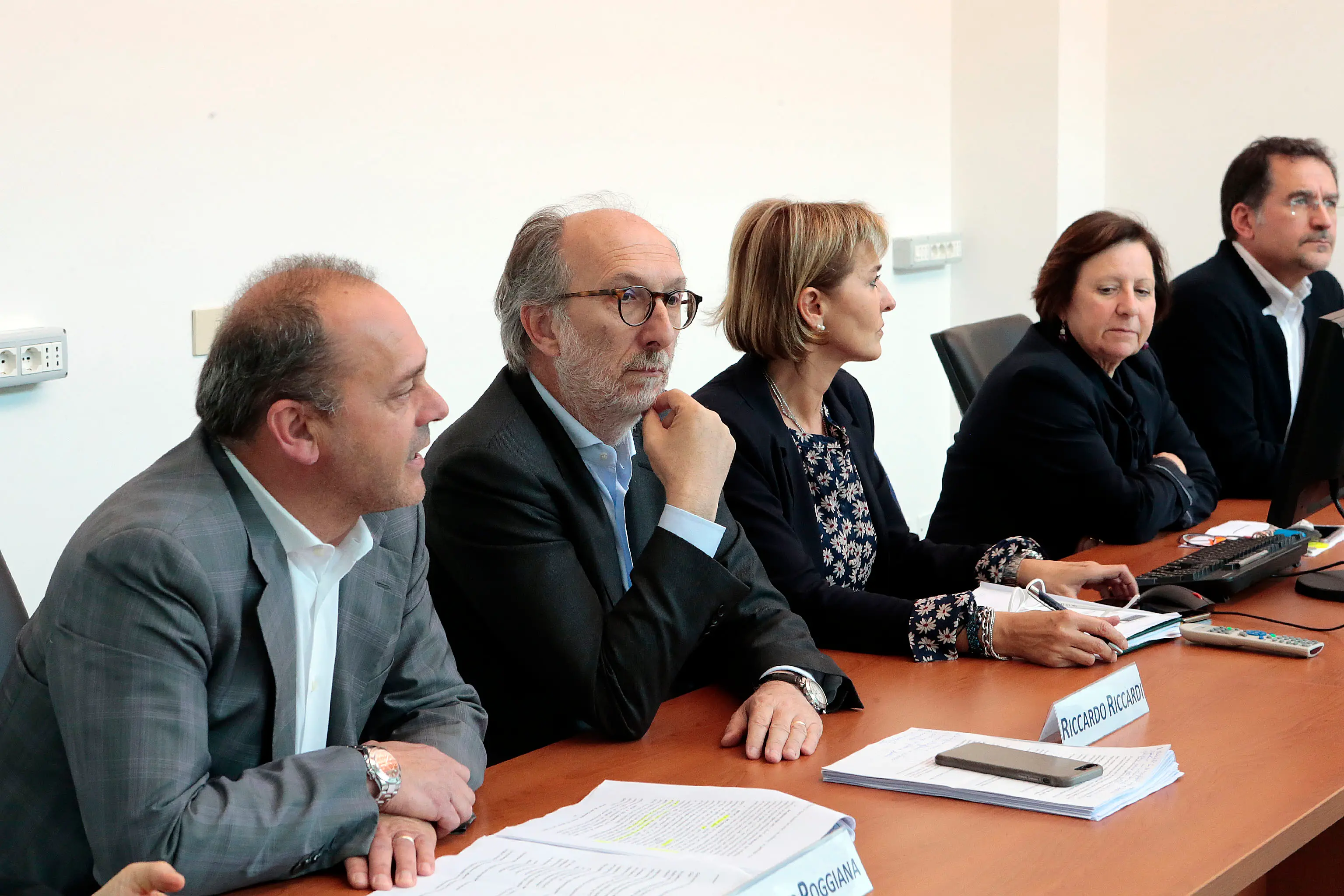 Il commissario straordinario dell'AsuiTs Antonio Poggiana e l'assessore regionale alla Salute Riccardo Riccardi durante la conferenza stampa. Foto di Massimo Silvano