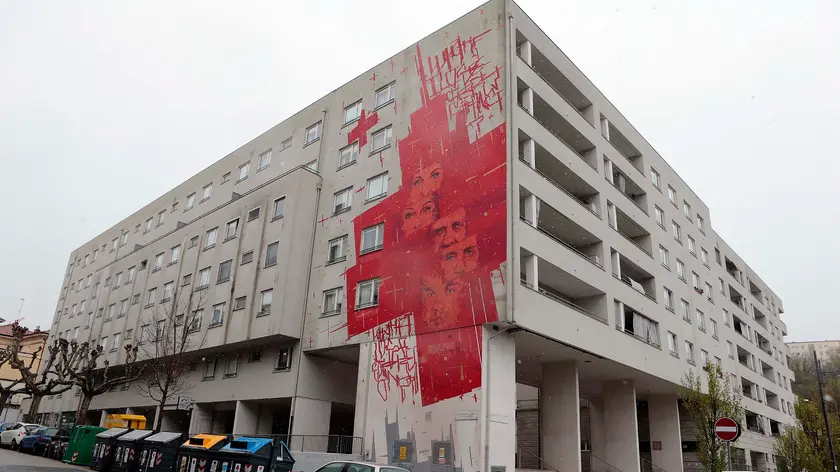 Il complesso Ater di piazzale De Gasperi, foto di Massimo Silvano