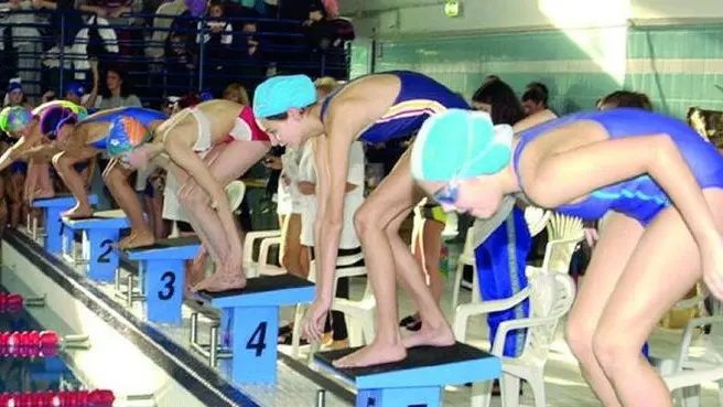Bumbaca Gorizia Piscina, gare di Natale