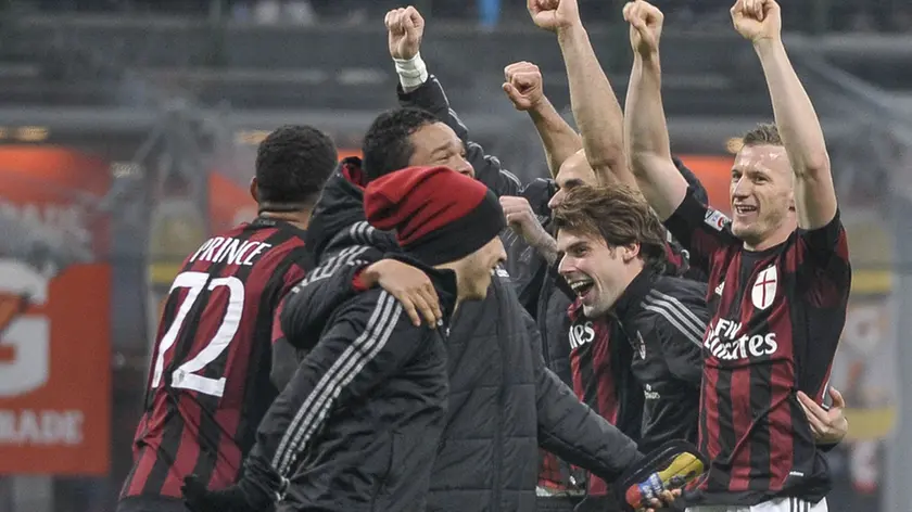 CAMPO, 31.1.16, Milano, Stadio Giuseppe Meazza (San Siro), 22.a giornata di Serie A, MILAN-INTER, nella foto: l'esultanza dei giocatori del Milan a fine partita